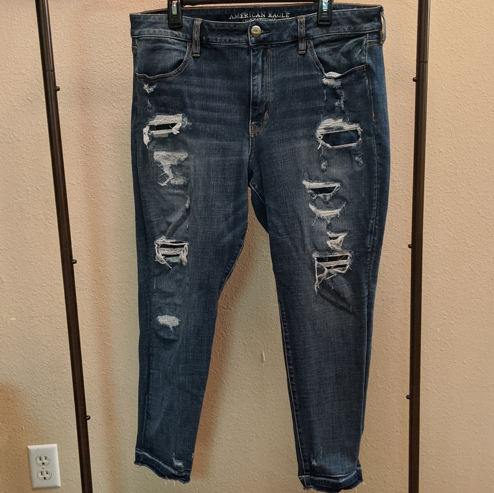 🌠AE Distressed Hi-Rise Jeggings